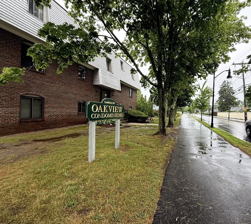 15 Oak Neck Rd # 16, Barnstable MA 02601