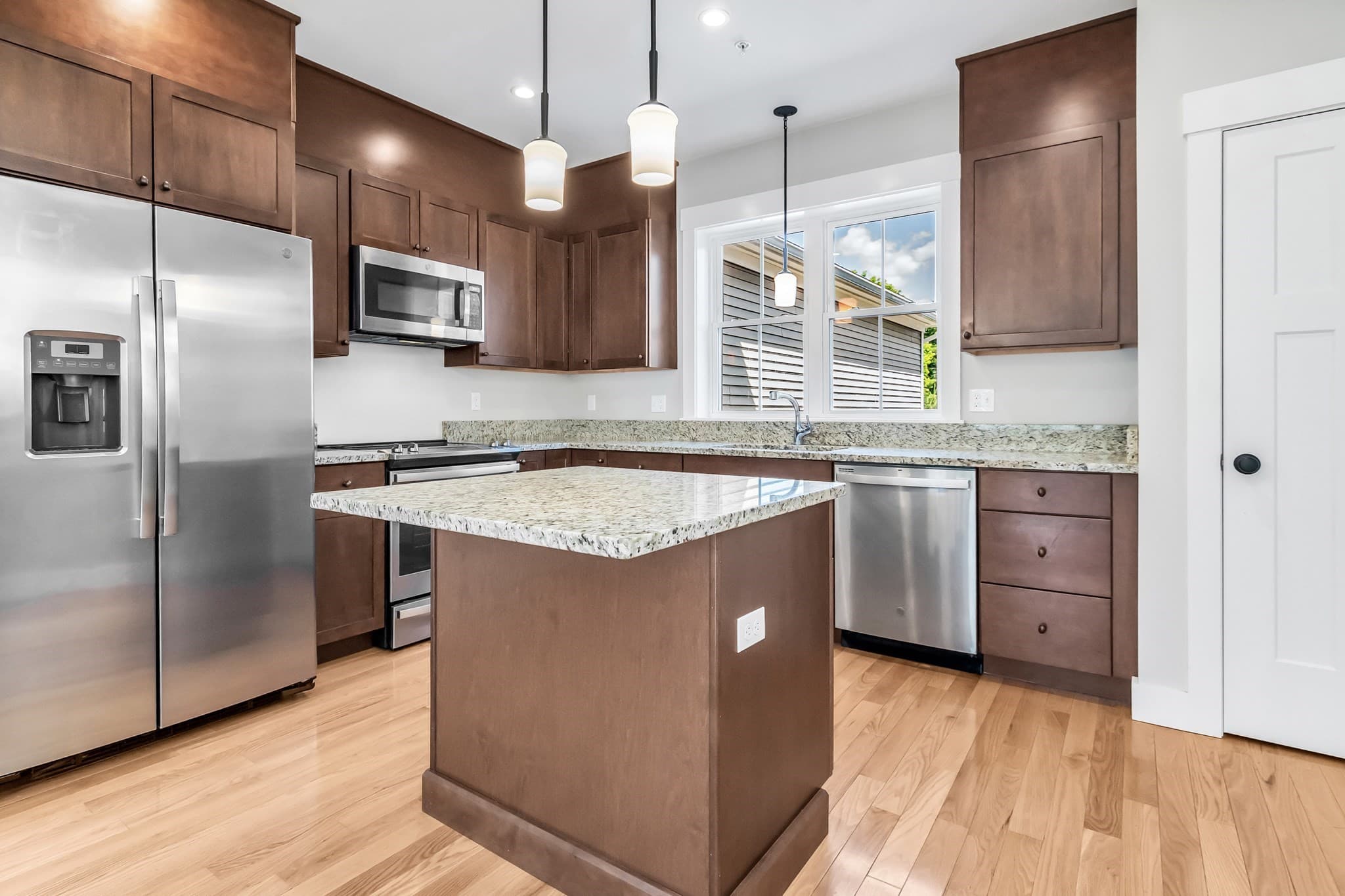 Condominium at 92 Grant Rd # B, Devens MA 01434, photo 11 of 33