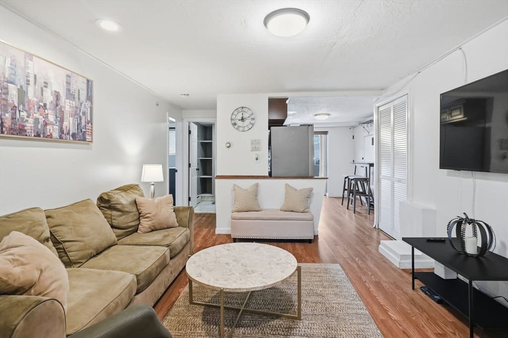 Condominium at 1722 Commonwealth Ave. # 1, Boston MA 02135, Boston, photo 7 of 22