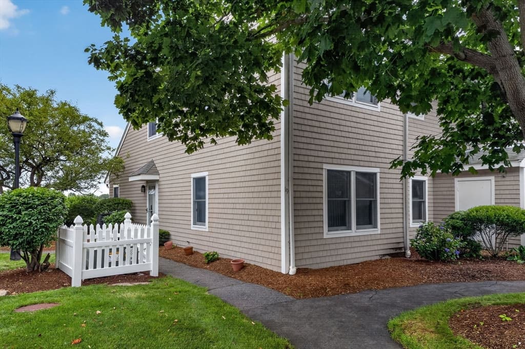 19 Schooner Ln # 19, Quincy MA 02171 photo 27