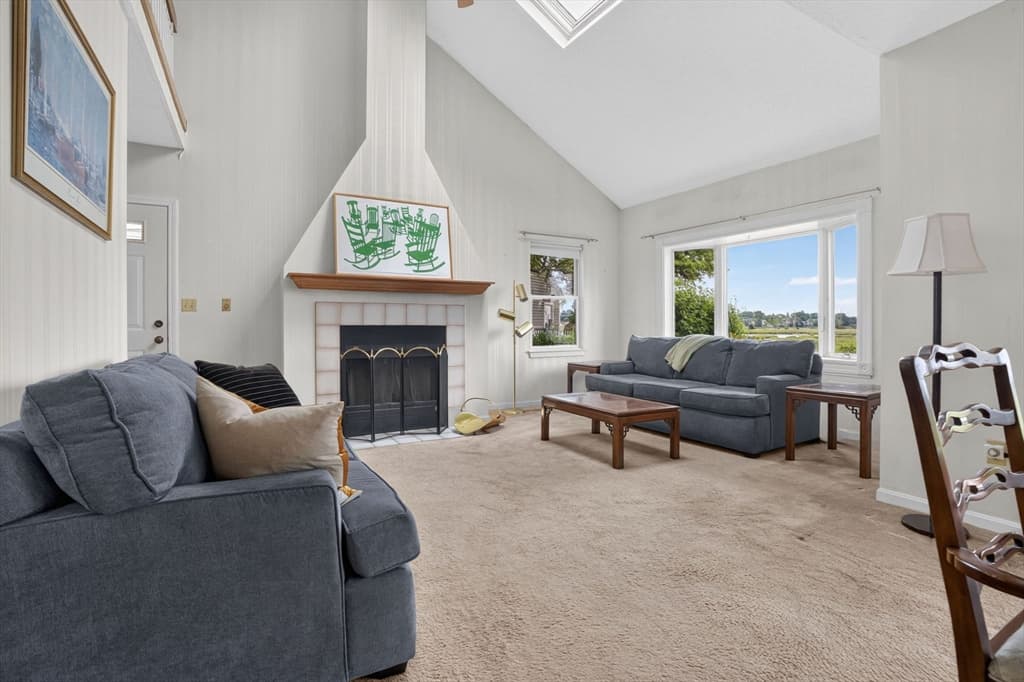 19 Schooner Ln # 19, Quincy MA 02171 photo 4