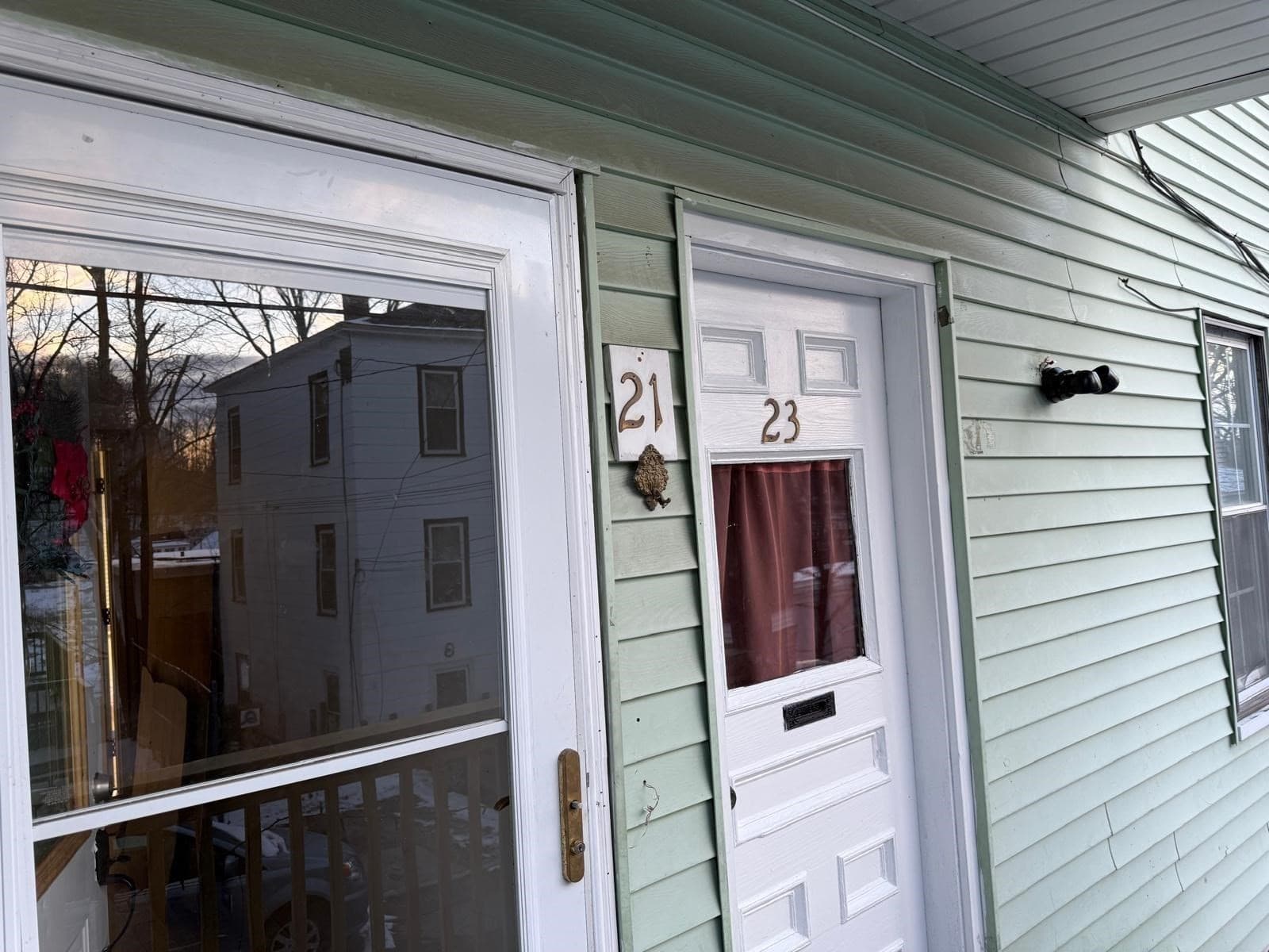 3 Family - 3 Units Up/Down at 21-23 Omena Pl, Fitchburg MA 01420, photo 10 of 21