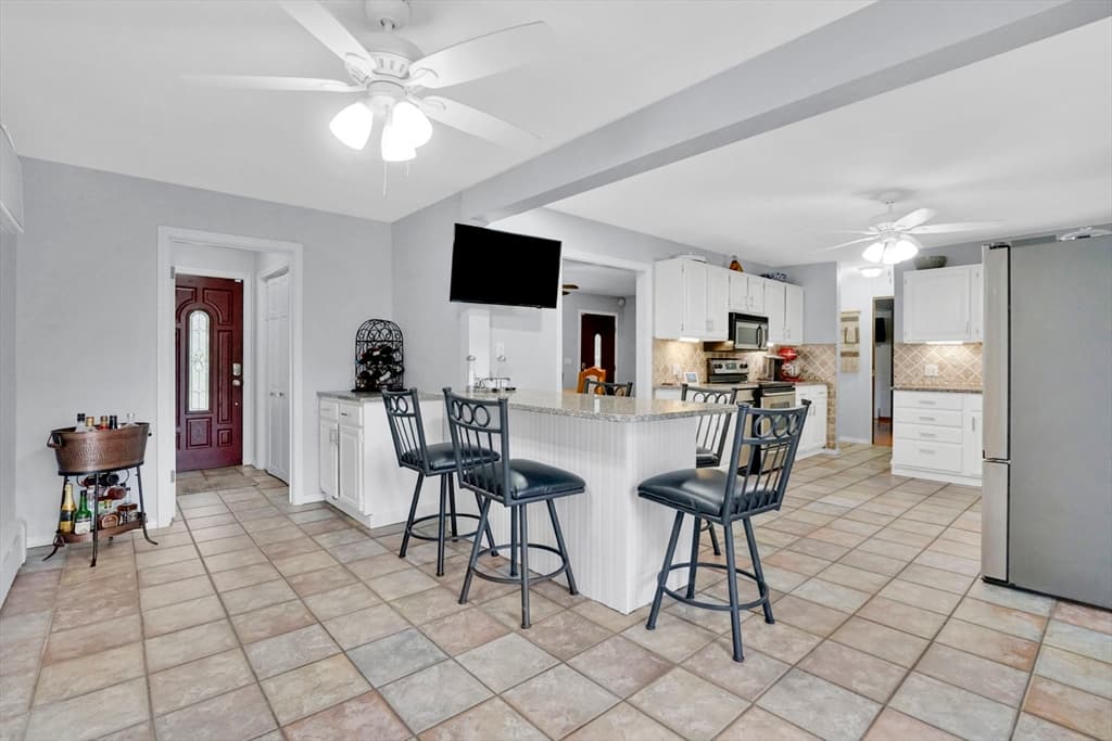 84 Judd Ave., South Hadley MA 01075 photo 15