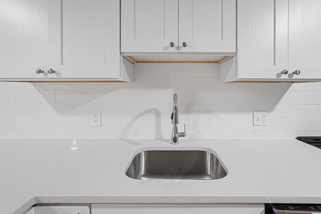 9 Debra Ln # 1, Bellingham MA 02019 photo 9