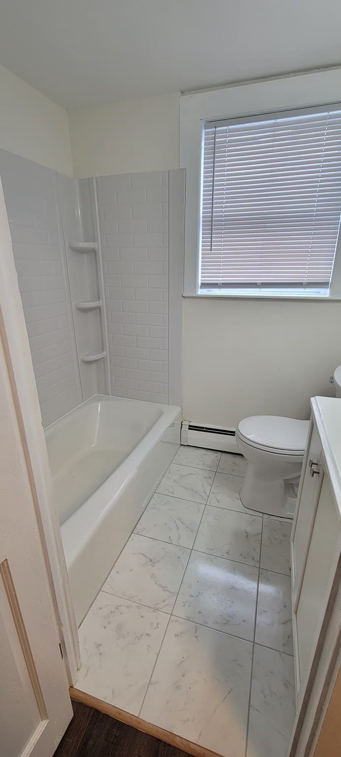 3 Family at 4 Pleasant St, Wakefield MA 01880, Wakefield, photo 5 of 25