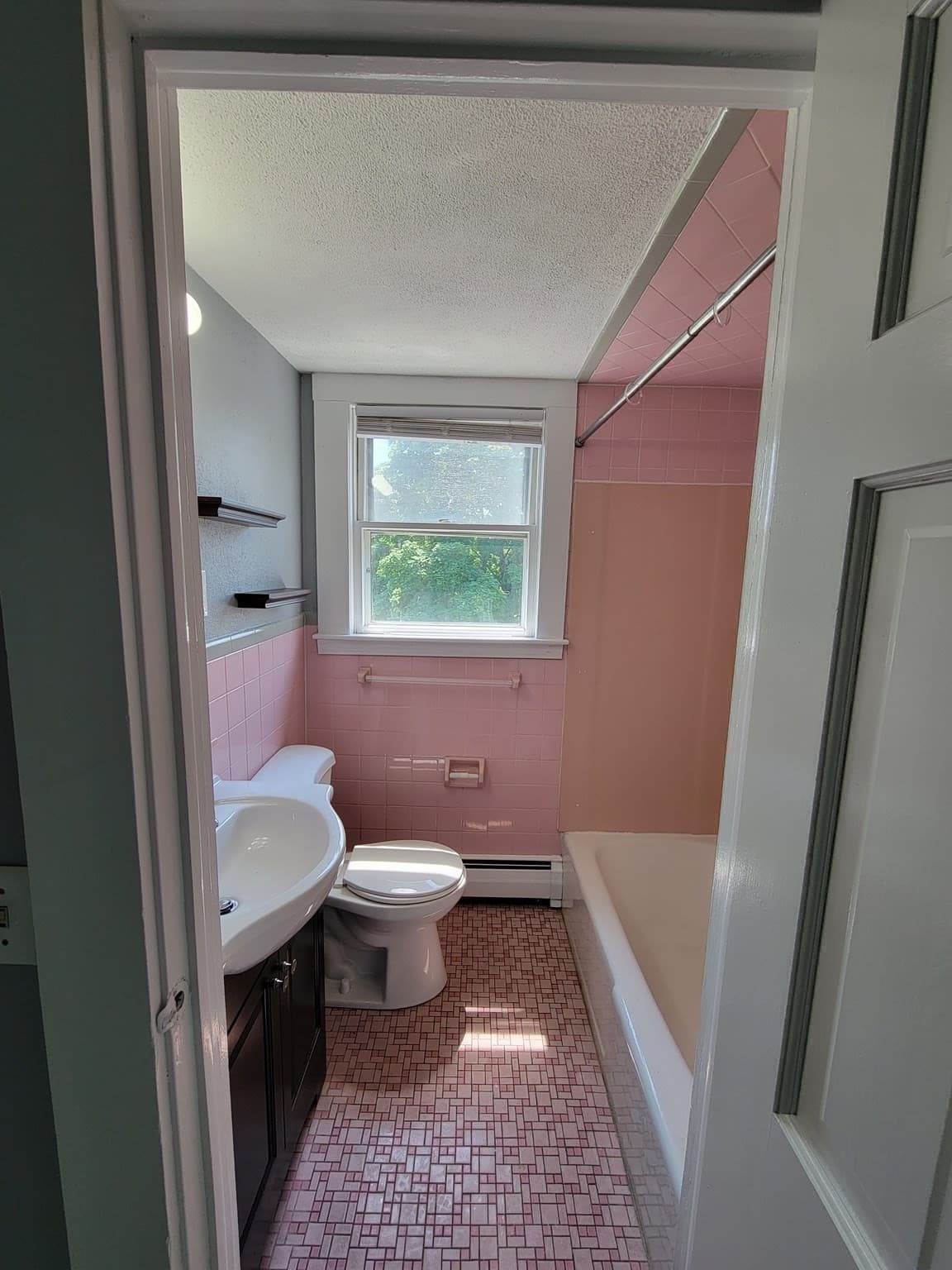 3 Family at 4 Pleasant St, Wakefield MA 01880, Wakefield, photo 15 of 25