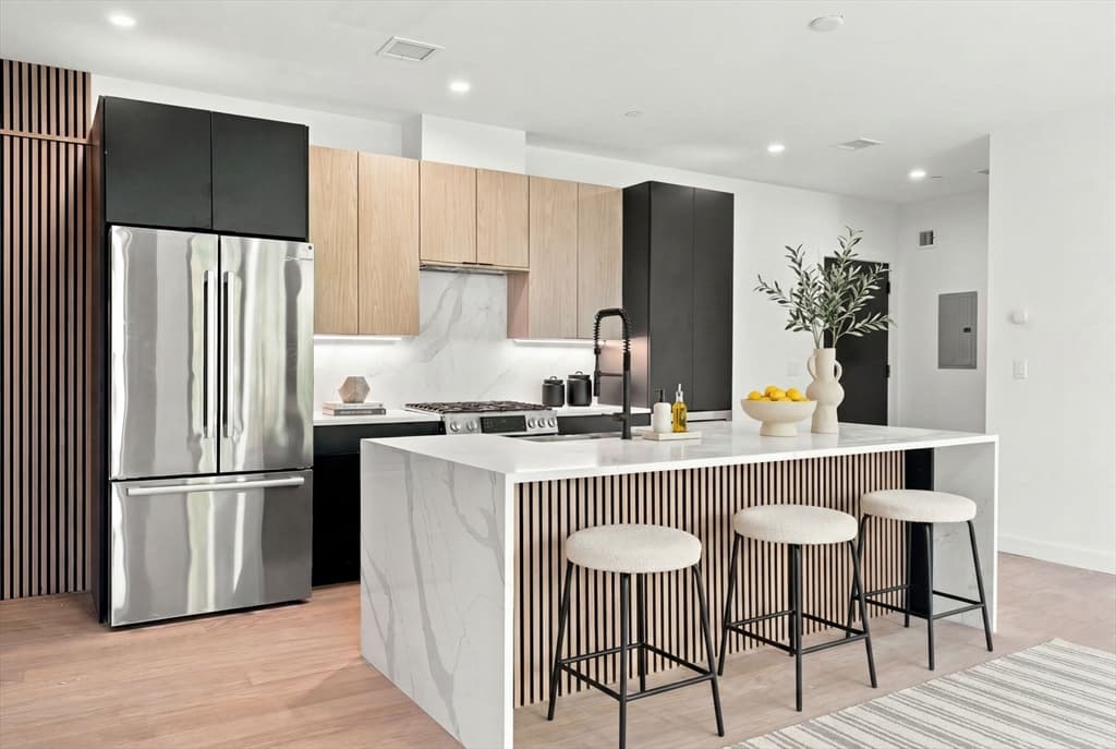 Condominium at 22 High Street # 103, Boston MA 02122, Boston, photo 2 of 28