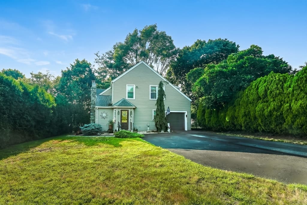 785 Lees River, Somerset MA 02726 photo 2