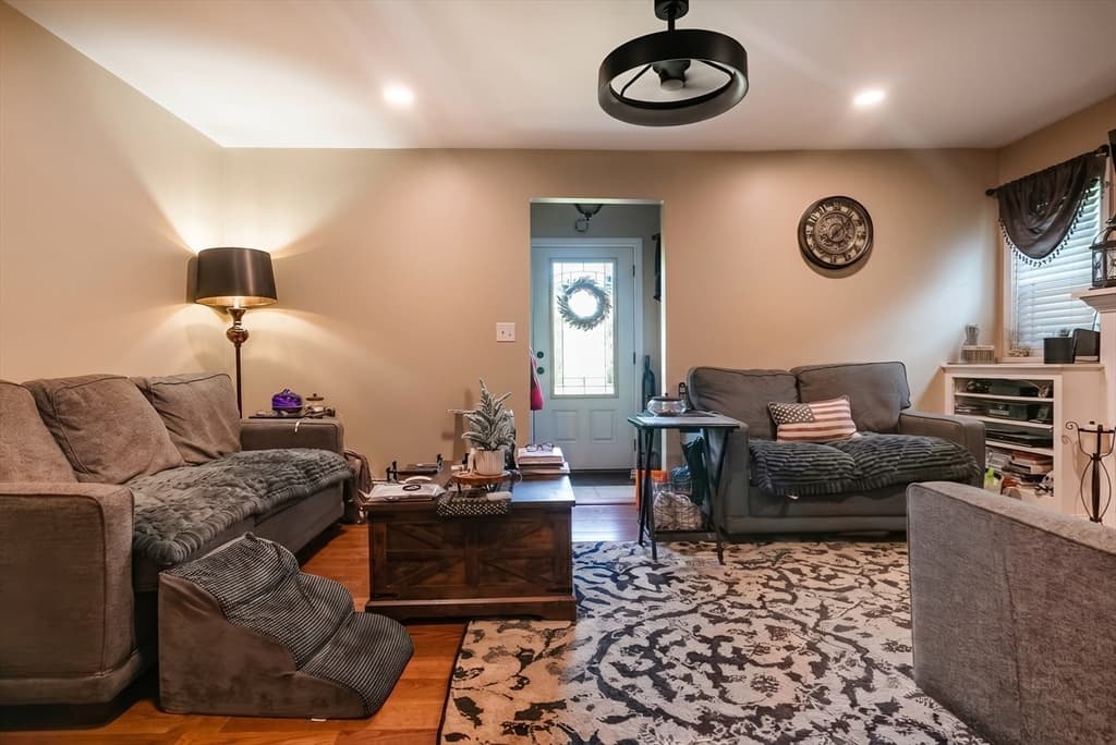 785 Lees River, Somerset MA 02726 photo 3