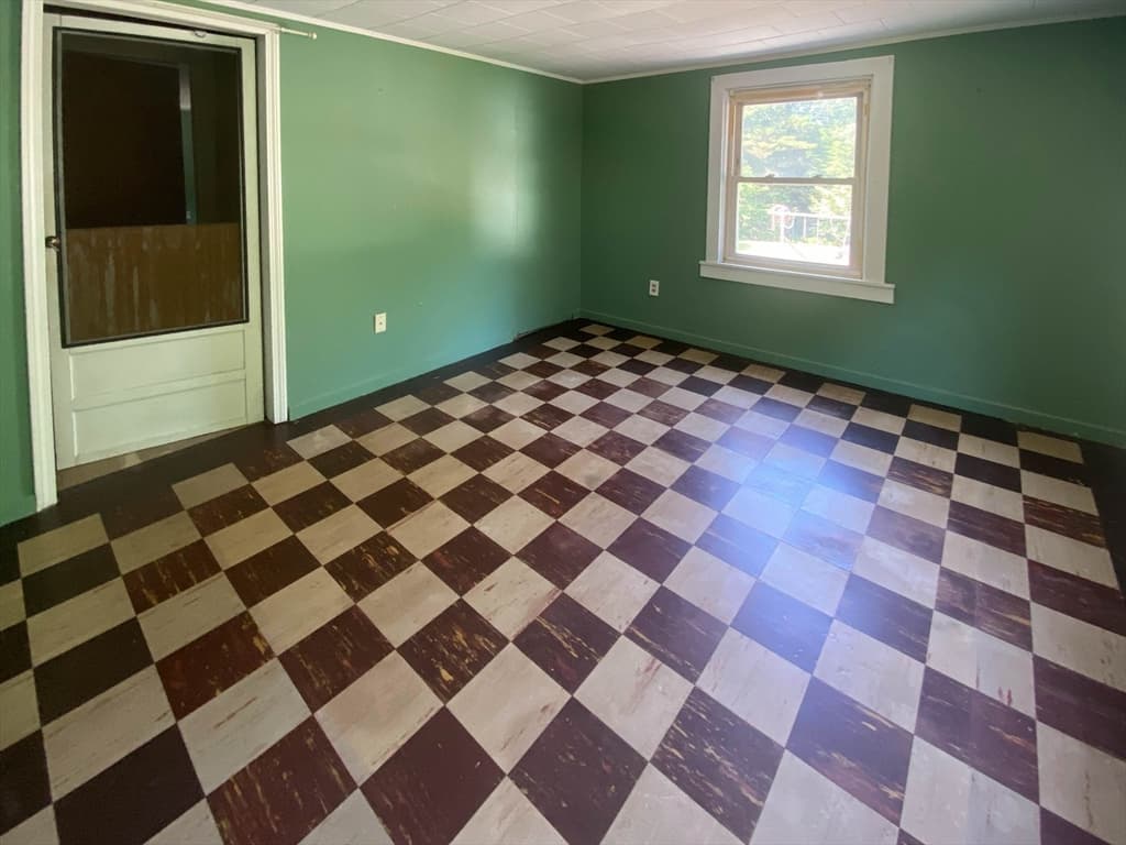 6 Oak Dr, Oxford MA 01540 photo 6