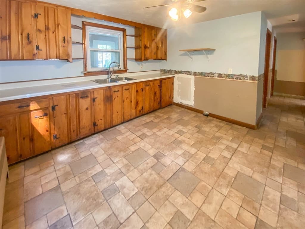 6 Oak Dr, Oxford MA 01540 photo 10