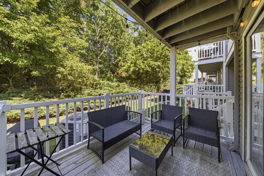 49 Breakwater Dr # 10, Chelsea MA 02150 photo 5