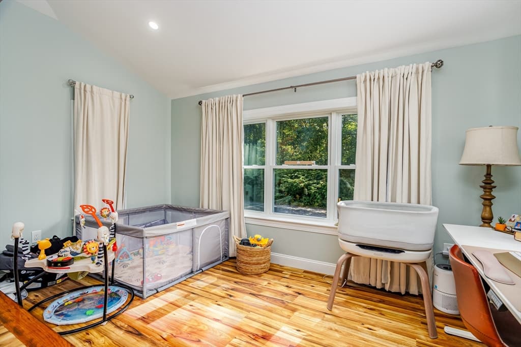 25 Benham St, Orange MA 01364 photo 9