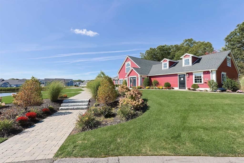 Condominium at 64 Palmetto Dr # 64, Bellingham MA 02019, Bellingham, photo 31 of 38