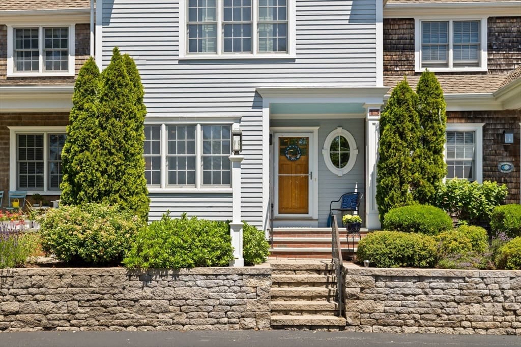480 Main St # 15, Falmouth MA 02540 photo 2