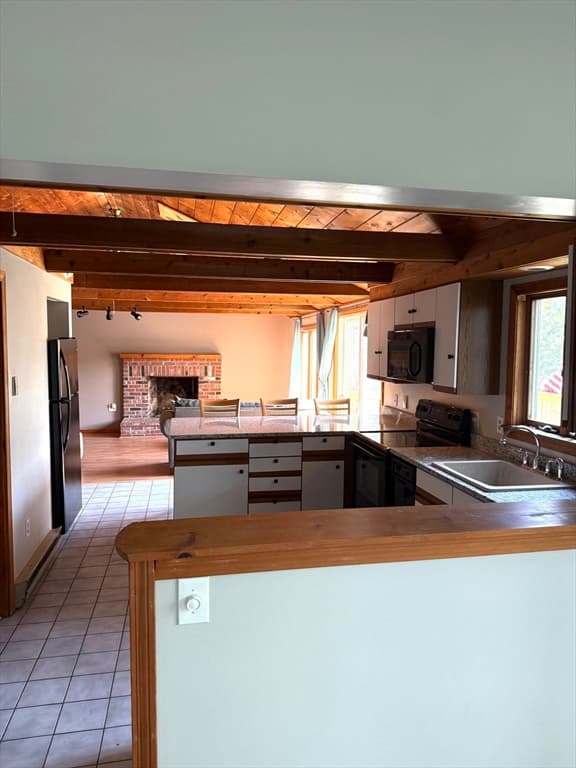 8 Julia Ann Dr, Holland MA 01521 photo 5