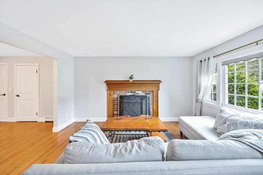 16 Pine View Dr, Barnstable MA 02635 photo 4