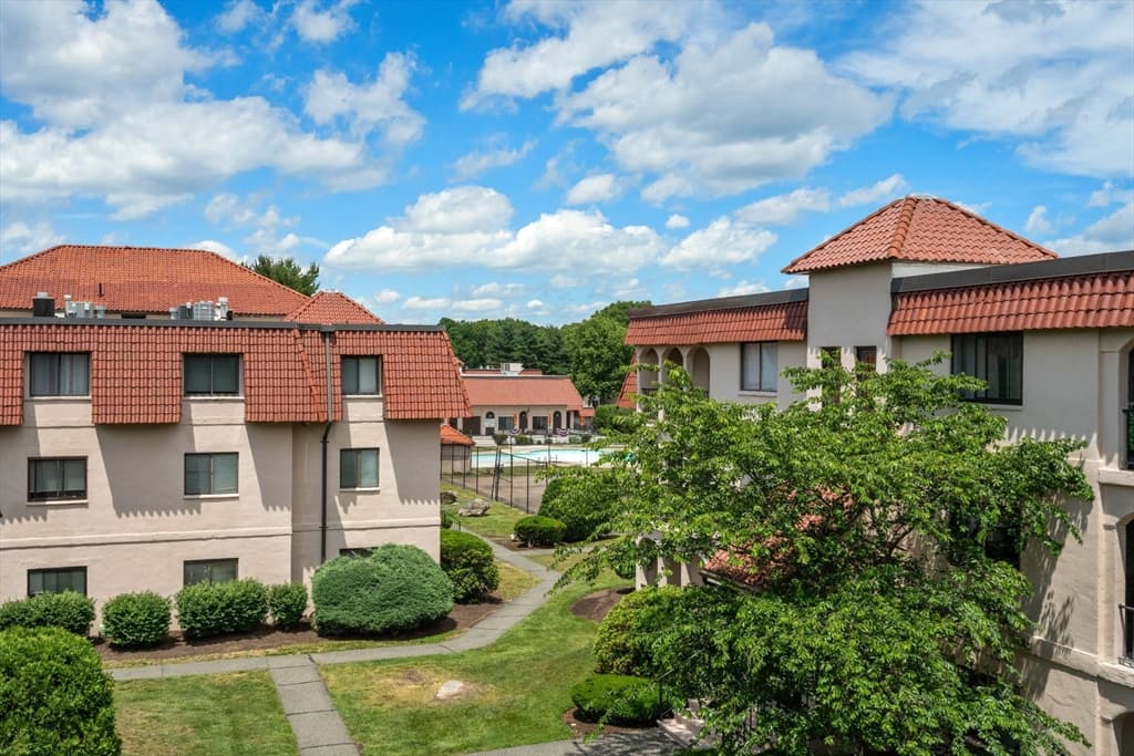 685 Oak St # 10, Brockton MA 02301 photo 17