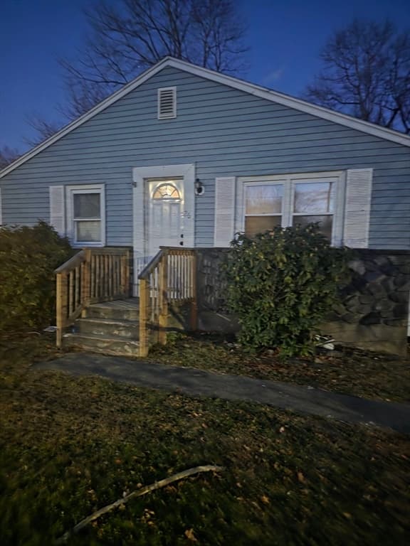 26 Bouve Ave, Brockton MA 02301