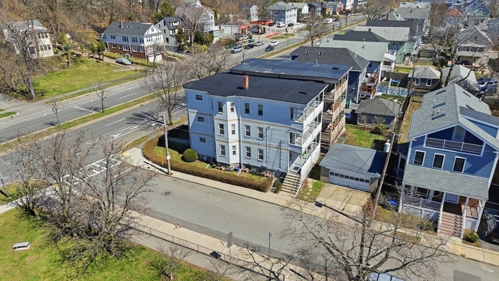 320 Fellsway West, Medford MA 02155 photo 32