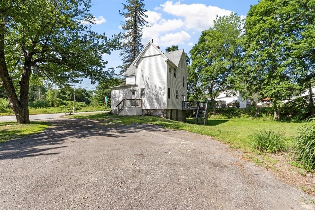 354 Massachusetts Ave, Lunenburg MA 01462 photo 6