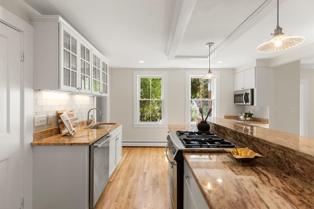 109 Grove St, Lexington MA 02420 photo 12