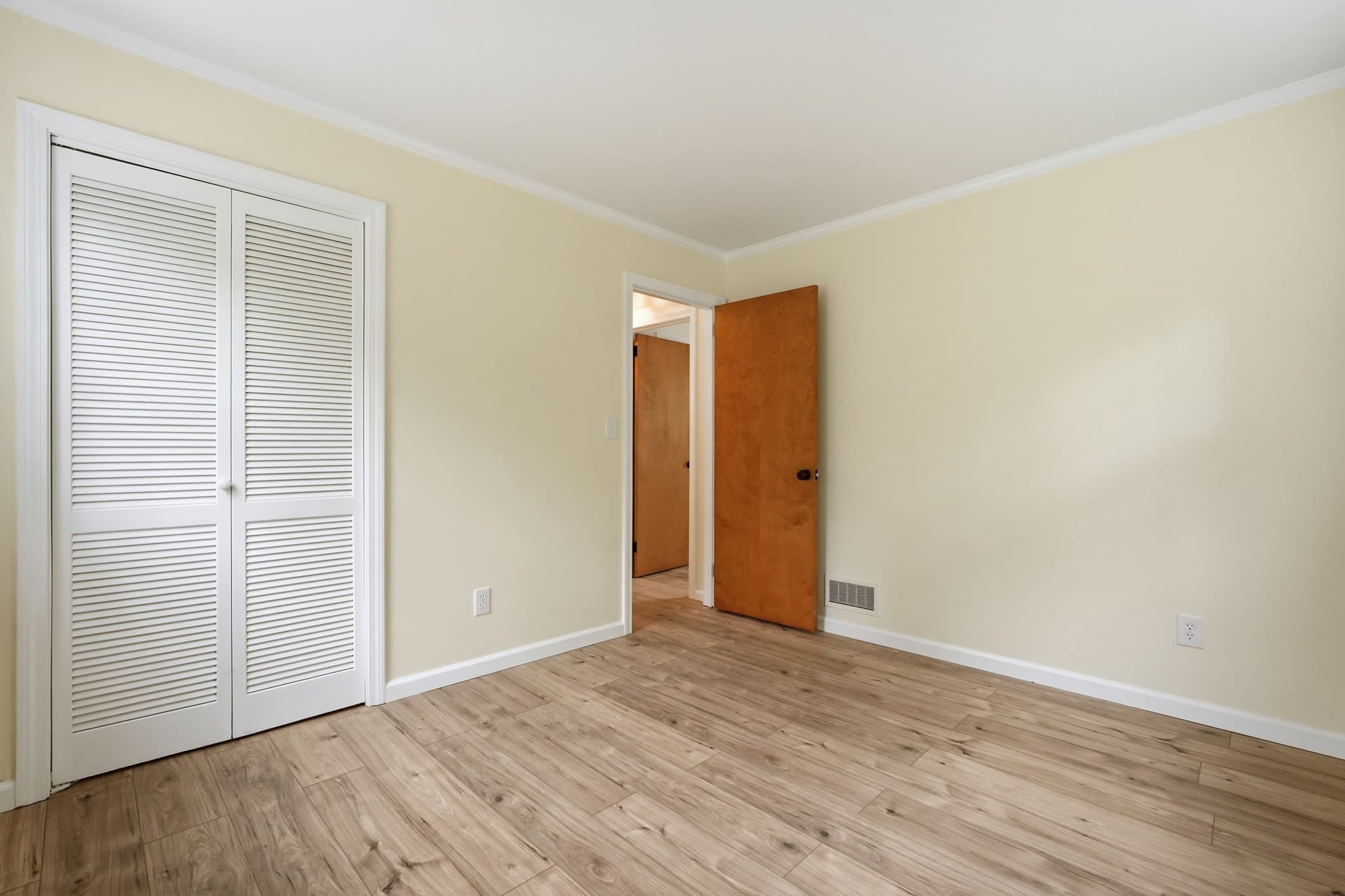 Single Family Residence at 98 North Rd, Monroe MA 01350, Monroe, photo 27 of 34