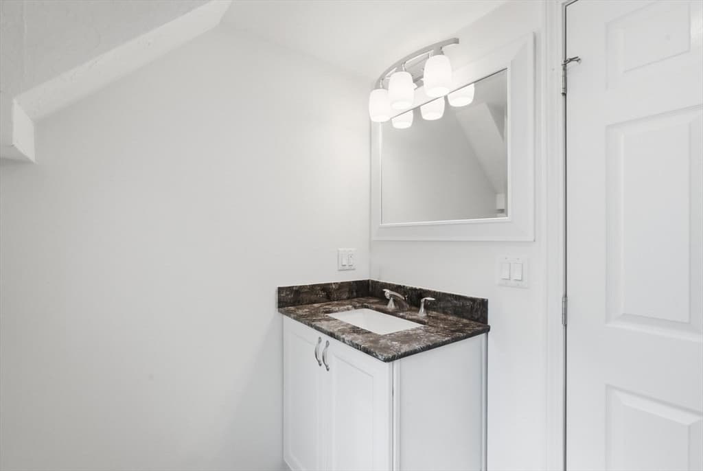 73 Wareham St, Middleboro MA 02346 photo 25
