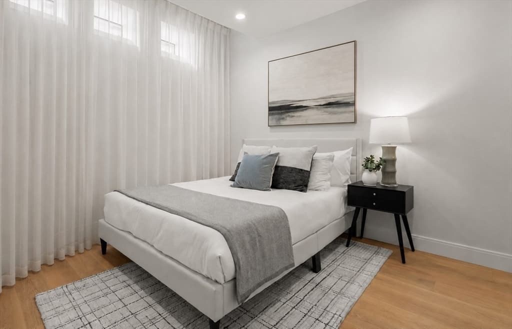 Condominium at 144 Worcester Street, Boston MA 02118, Boston, photo 24 of 25