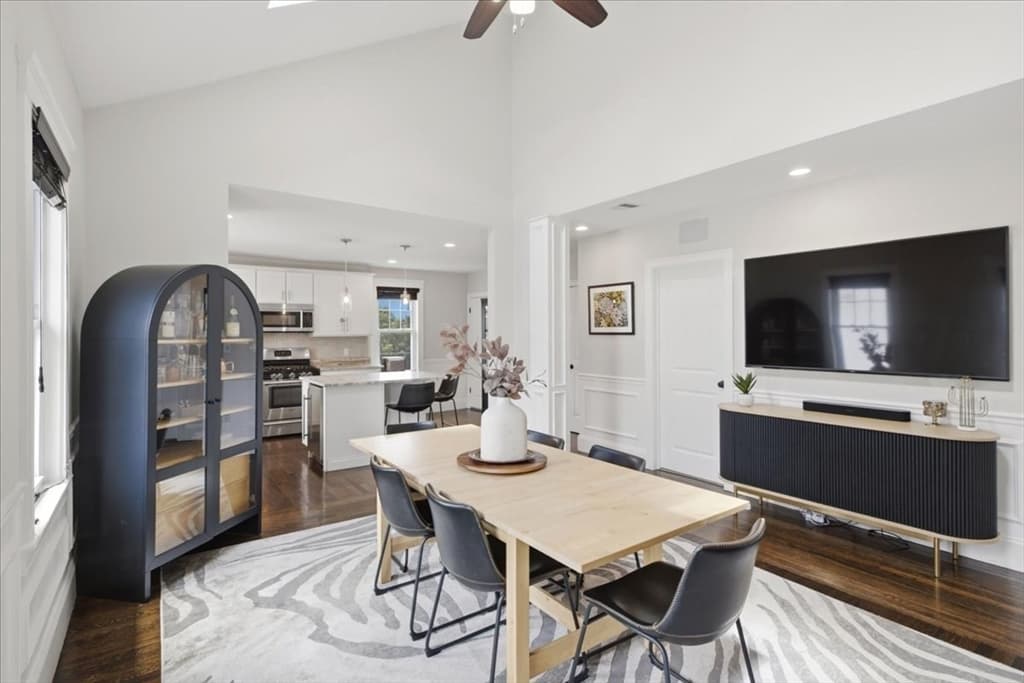 Condominium at 9 Park Street # 10, Boston MA 02122, Boston, photo 18 of 42