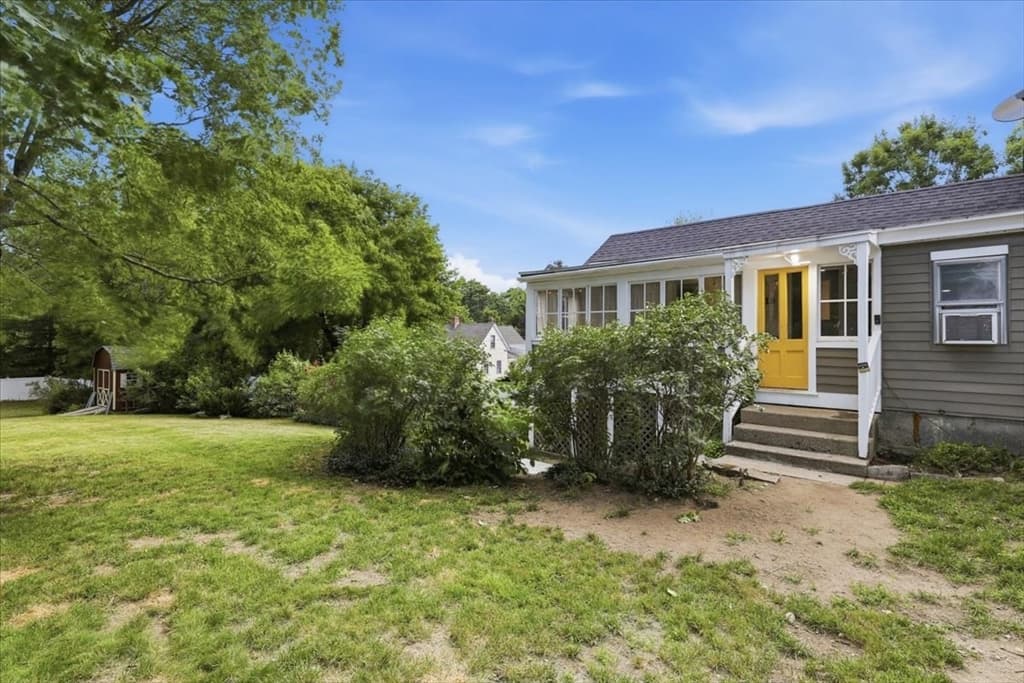 Single Family Residence at 19 West Elm St., Townsend MA 01474, Townsend, photo 3 of 35