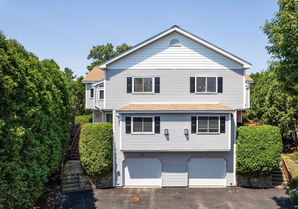 244 Algonquin Trail # 244, Ashland MA 01721