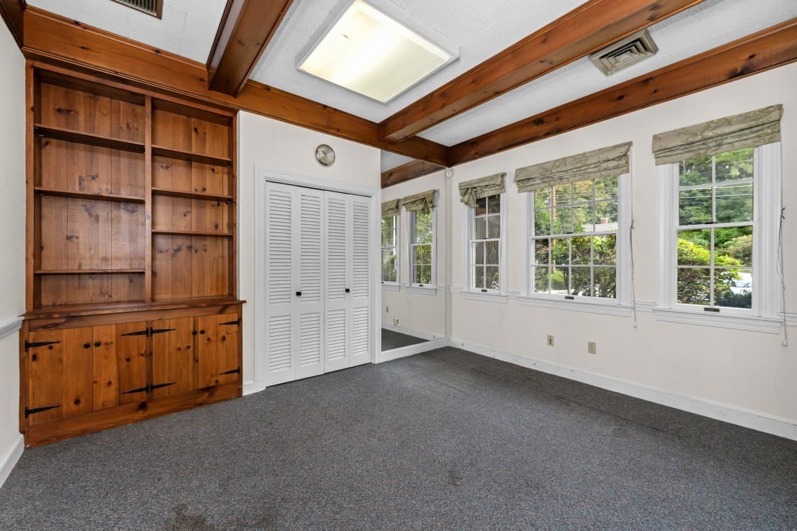 Single Family Residence at 11 Maple St, West Newbury MA 01985, West Newbury, photo 16 of 21