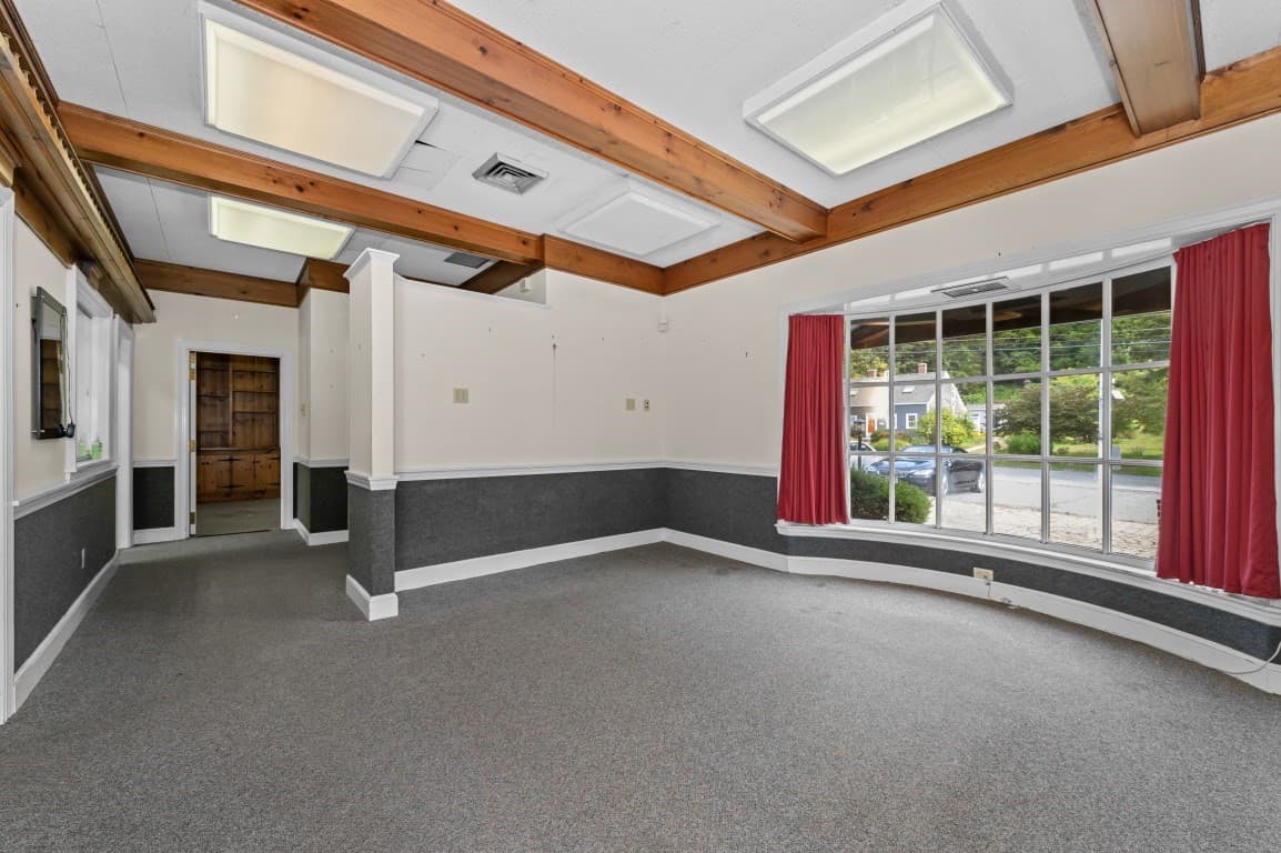 Single Family Residence at 11 Maple St, West Newbury MA 01985, West Newbury, photo 10 of 21