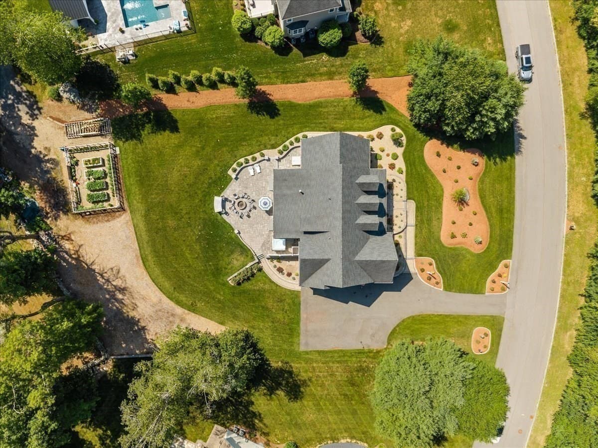 59 Nina's Way, Raynham MA 02767