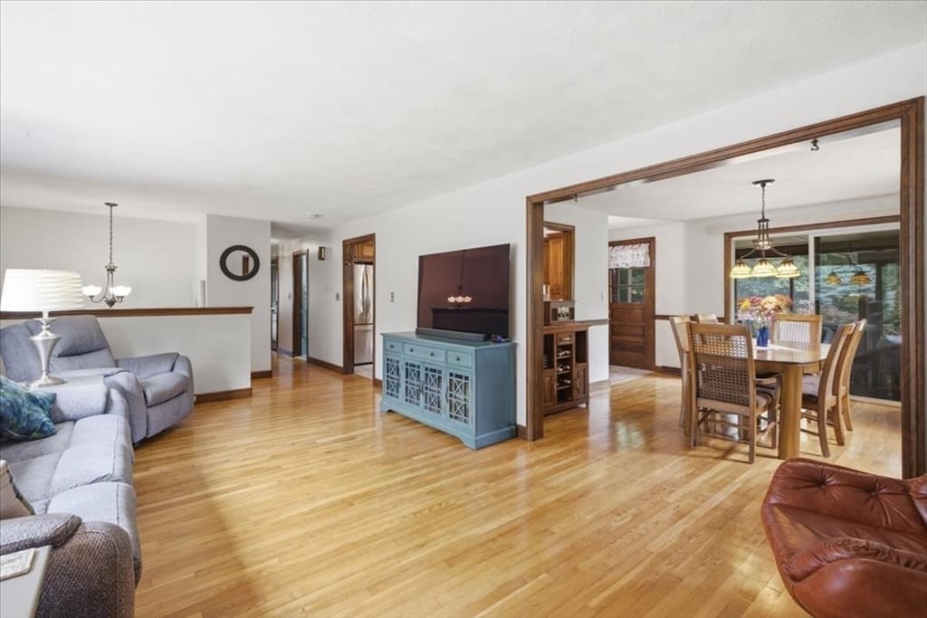 3 Granite St, Walpole MA 02081 photo 8