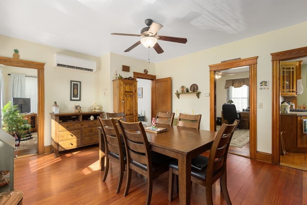 19 Bouvier, Lincoln RI 02838 photo 4