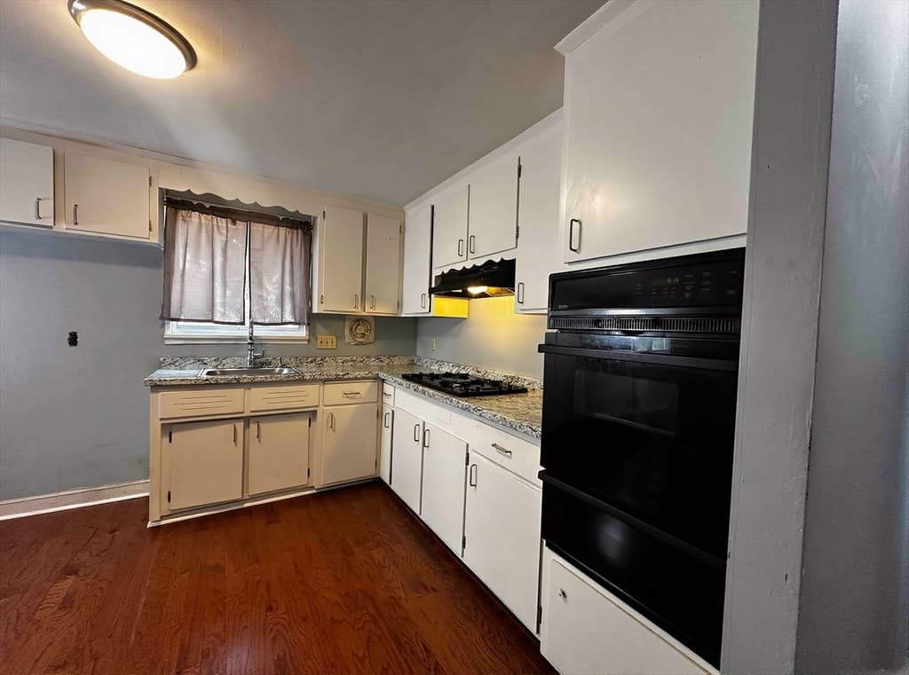 Single Family Residence at 22 Corman Road, Boston MA 02126, Boston, photo 7 of 29
