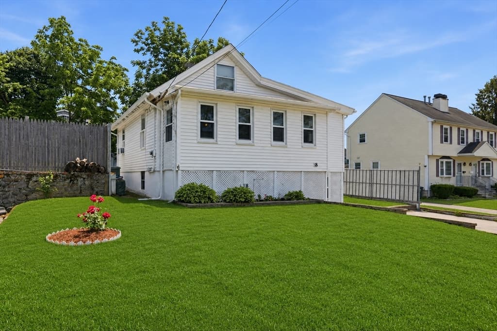 18 Glenwood St, North Andover MA 01845 photo 2