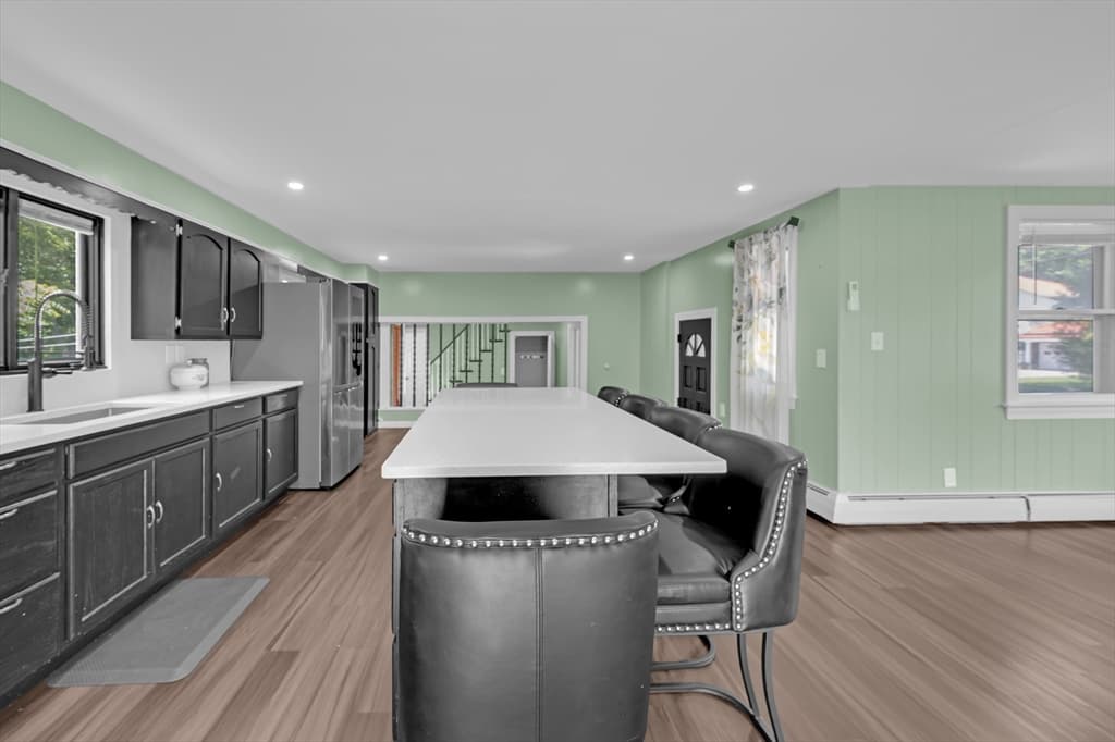 Single Family Residence at 410 Greenwood St, Millbury MA 01527, Millbury, photo 5 of 42