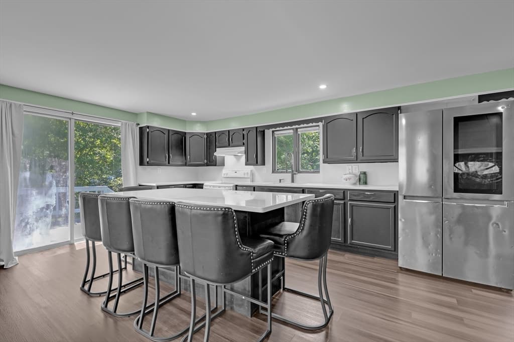 Single Family Residence at 410 Greenwood St, Millbury MA 01527, Millbury, photo 4 of 42