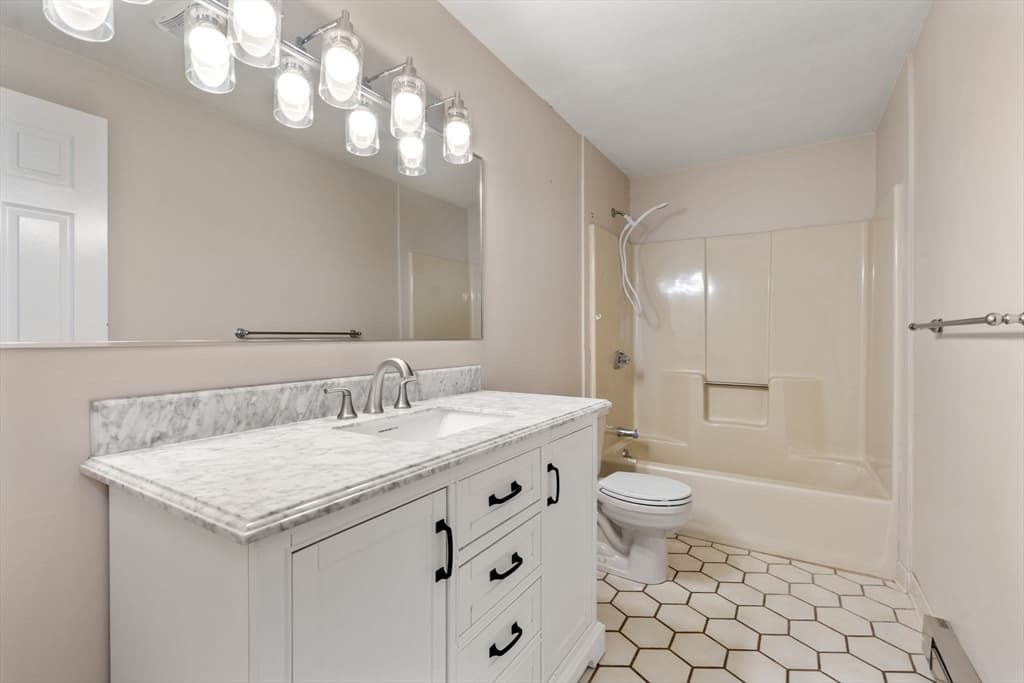 Condominium at 1216 Vfw Pkwy # 40, Boston MA 02132, Boston, photo 25 of 33