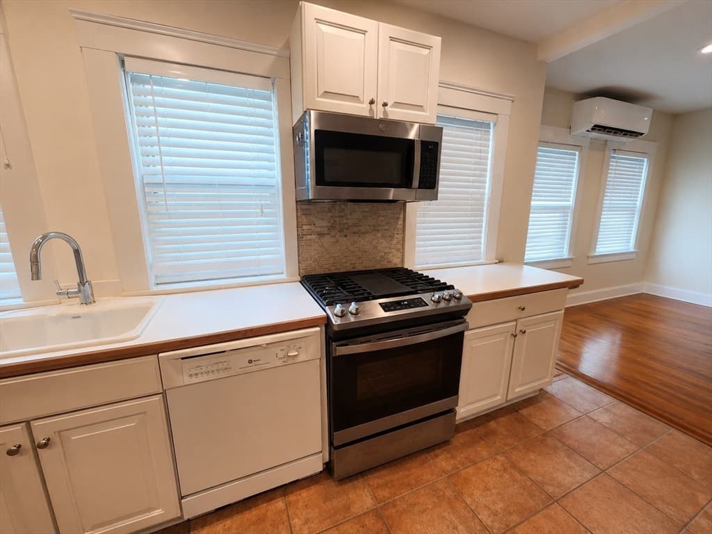70 Putnam Street # 70, Watertown MA 02472 photo 8