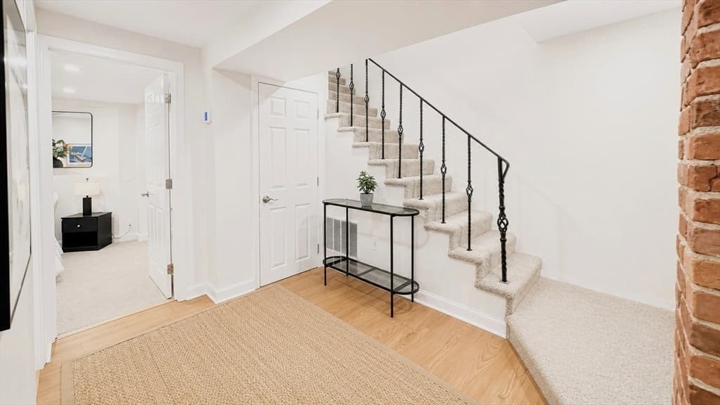 Condominium at 16 Claremont Park # 1, Boston MA 02118, Boston, photo 3 of 41
