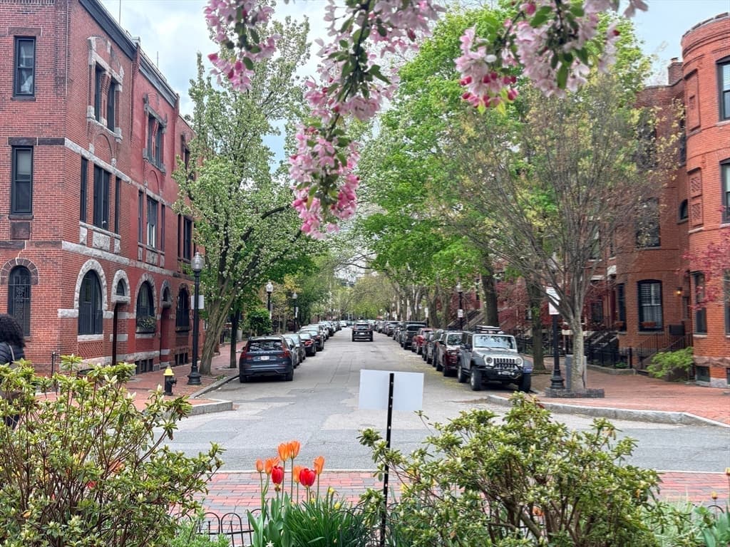 Condominium at 16 Claremont Park # 1, Boston MA 02118, Boston, photo 32 of 41