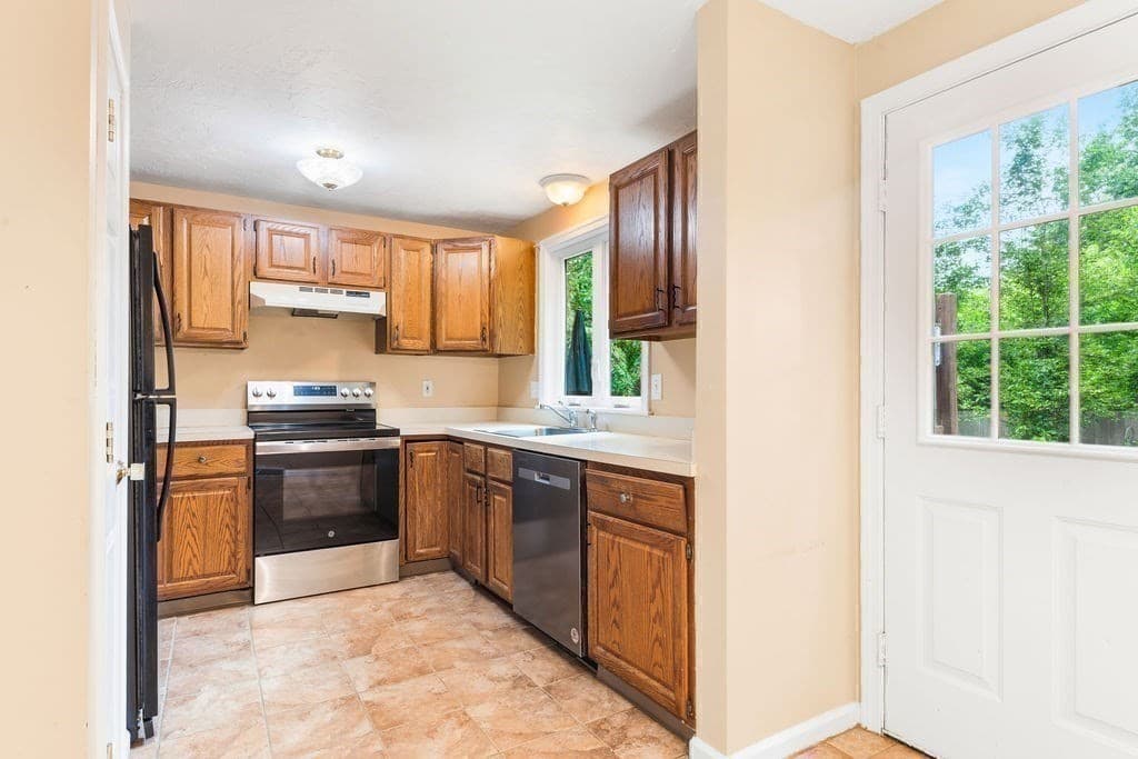 145 South St # 6, Walpole MA 02081 photo 9