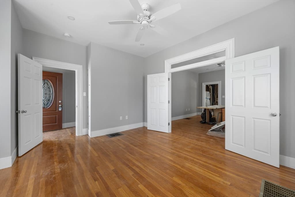 513-515 Cross St, Malden MA 02148 photo 4