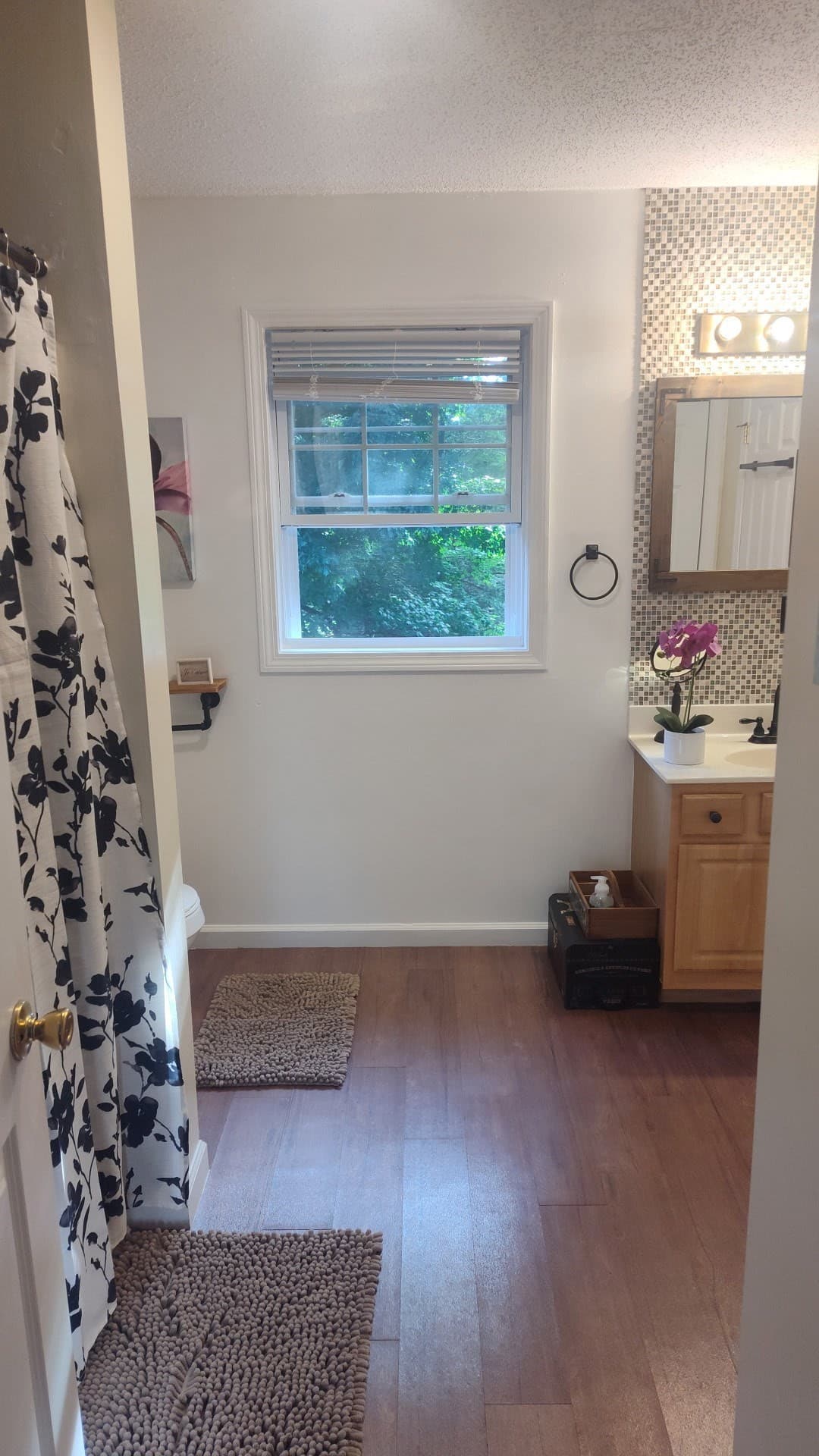 Single Family Residence at 142 Jasper, Springfield MA 01109, Springfield, photo 12 of 19