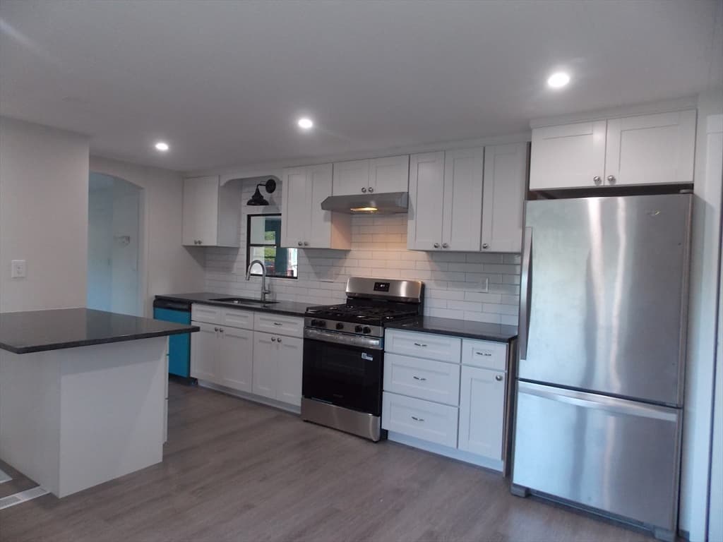73 Victoria Lane, Marlborough MA 01752