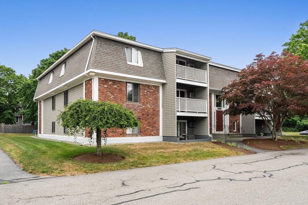 220 Bedford Street # 12D, Bridgewater MA 02324